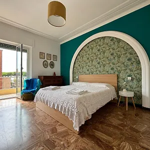 https://apt-casa-cele-centro-citta-vista-mare.hotelitalianriviera.com